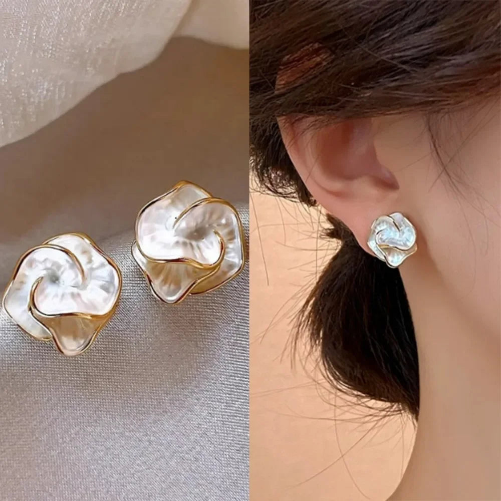 SUMENG 2024 New White Enamel Flower Stud Earrings for Women Folded Unique Design Multi-layers Floral Female Fahion Jewelry Gifts