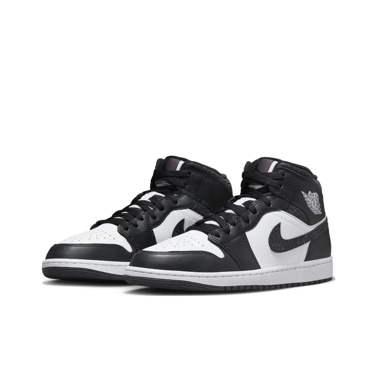 Nike Original Air Jordan 1 MID Classic Men's Basketball Shoes Comfortable Wear-resistant Anti-skid Black and White Colorway